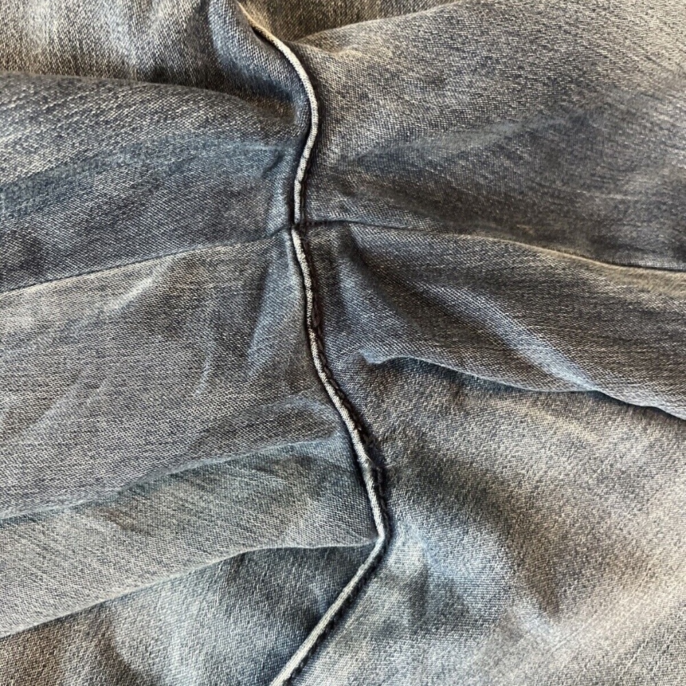 Seven7 High Rise Skinny Jean Size 10 Faded Wash - Picture 6 of 9